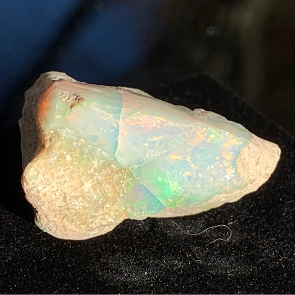 Welo Rough 32.24Ct Natural Ethiopian Play Of Color Rough Opal - Picture 7 of 16